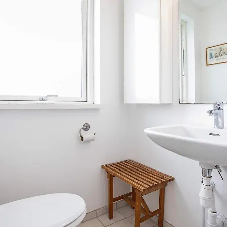 10 Person In Nyk Bing Sj Egebjerg